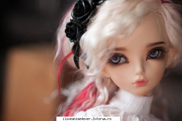 alone...or maybe not - hey! deci... m-am hotarat sa scriu si eu un fic - Ficuri Originale